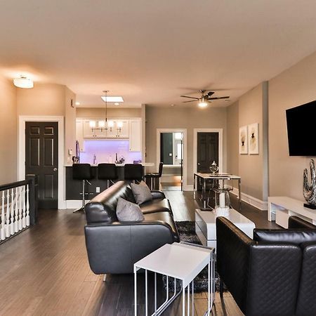 Luxury Apt W/ Spectrum Mood Lighting - Historic Cherokee Street Antique Row メアリーランド・ハイツ エクステリア 写真