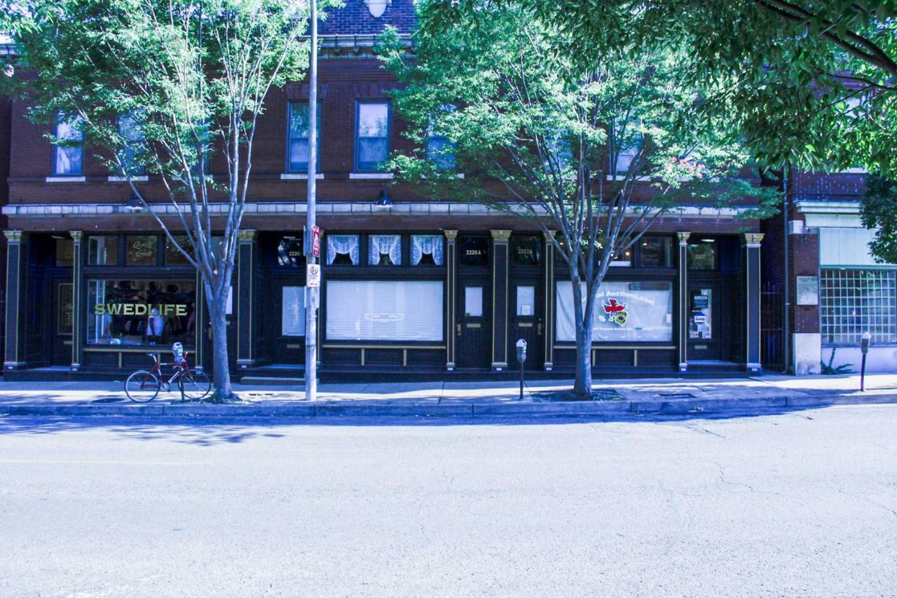 Luxury Apt W/ Spectrum Mood Lighting - Historic Cherokee Street Antique Row メアリーランド・ハイツ エクステリア 写真