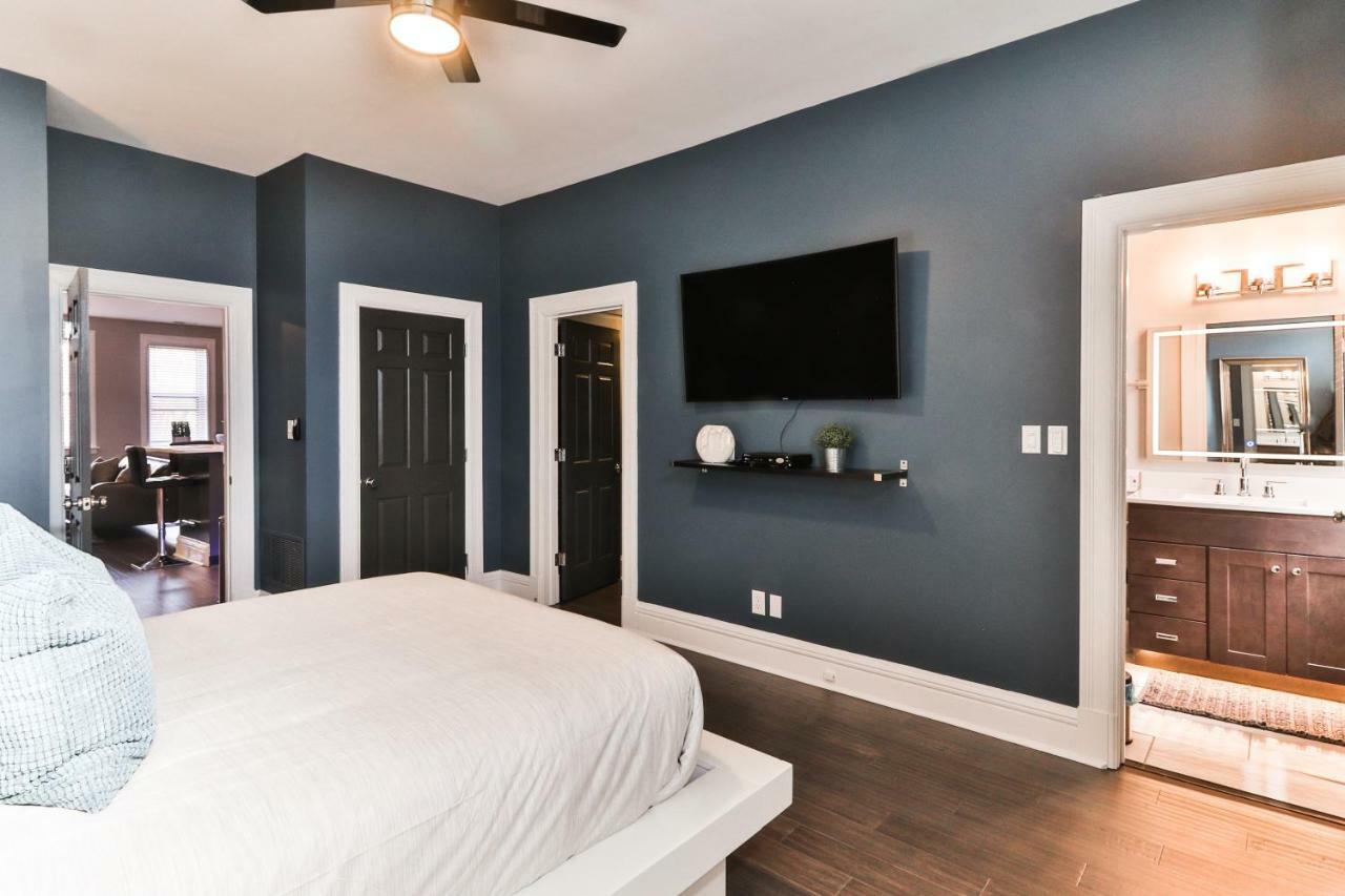 Luxury Apt W/ Spectrum Mood Lighting - Historic Cherokee Street Antique Row メアリーランド・ハイツ エクステリア 写真