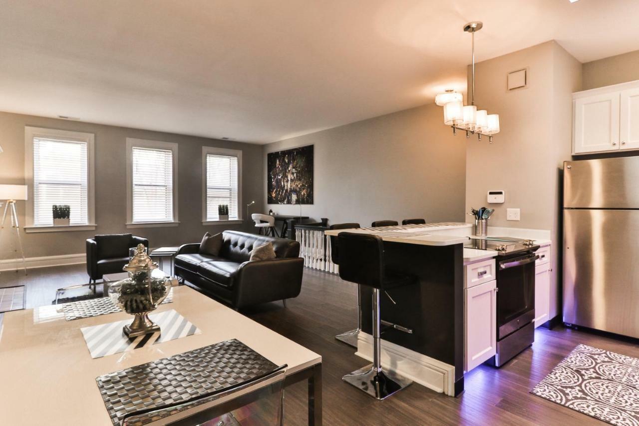 Luxury Apt W/ Spectrum Mood Lighting - Historic Cherokee Street Antique Row メアリーランド・ハイツ エクステリア 写真